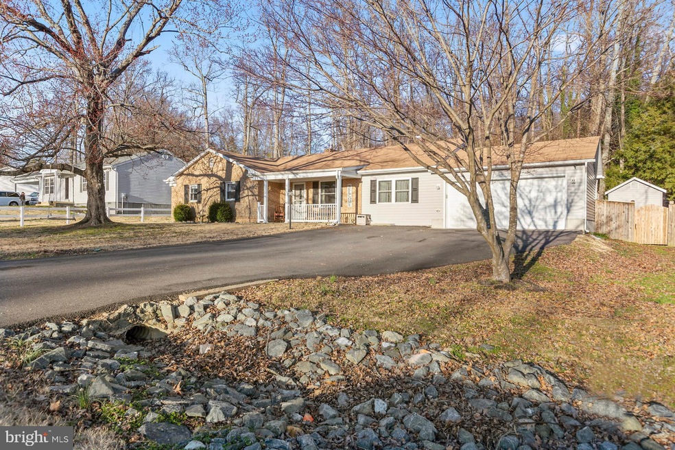 25910 Shenandoah Dr, Mechanicsville, MD 20659 - photo 1