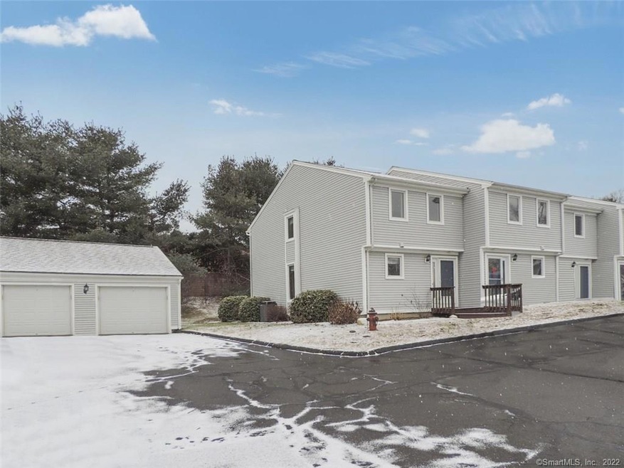 33 Mallard Cove, East Hampton, CT 06424 - photo 1