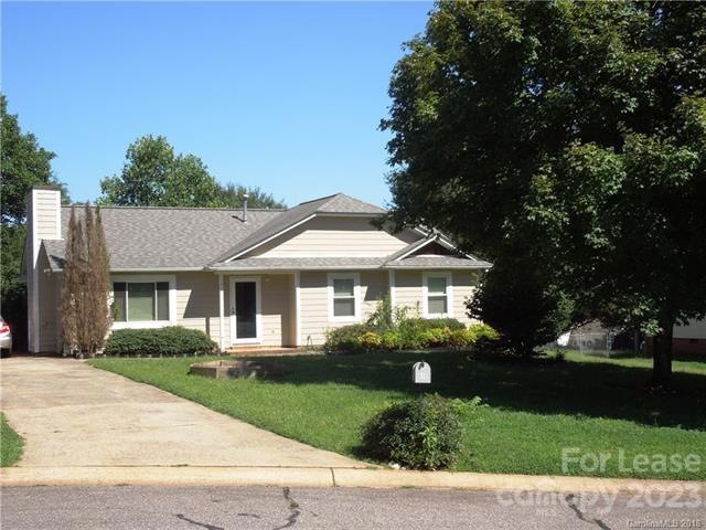 610 Pebblestone Ct, Statesville, NC 28625 - photo 1