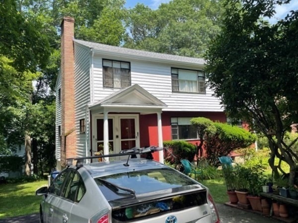 10 Madoc St unit 1, Newton, MA 02459 - photo 1