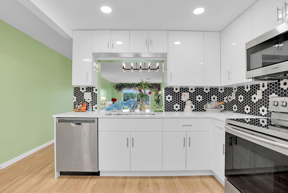 For Sale $199,000 • Co-Listing Agent