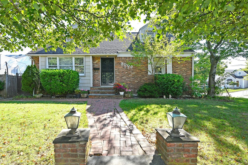 Sold $685,000 • Co-Listing Agent