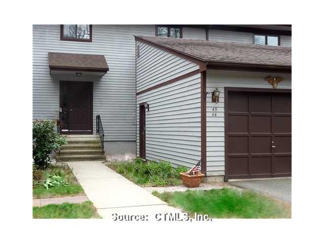 45 Wynwood Dr unit 45, Enfield, CT 06082 - photo 1