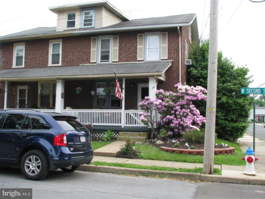 534 W 2nd St, Lansdale, PA 19446 - photo 1