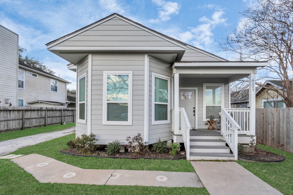4007 Edison St, Houston, TX 77009 - photo 1