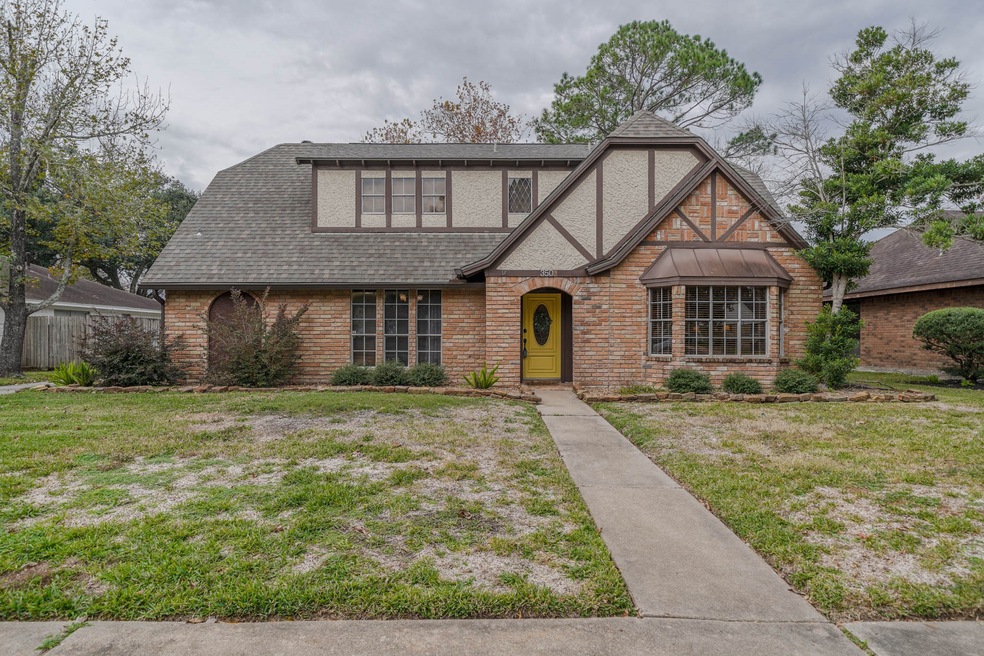 350 Dawn Hill Dr, Friendswood, TX 77546 - photo 1