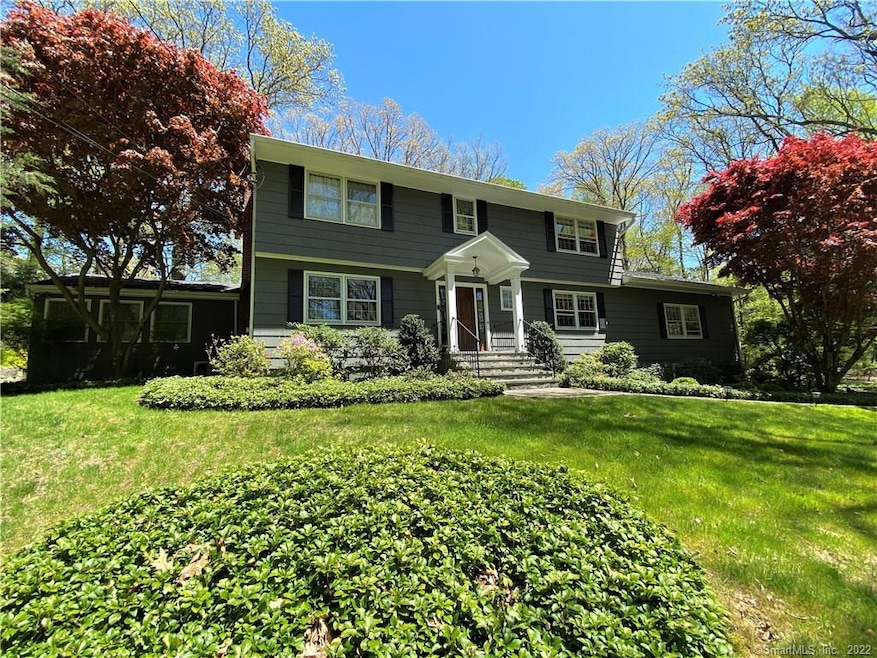 37 Grays Farm Rd, Weston, CT 06883 - photo 1