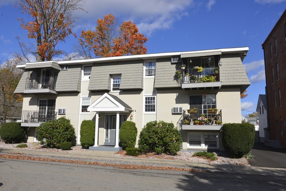 13 Summer St unit 17, Westborough, MA 01581 - photo 1