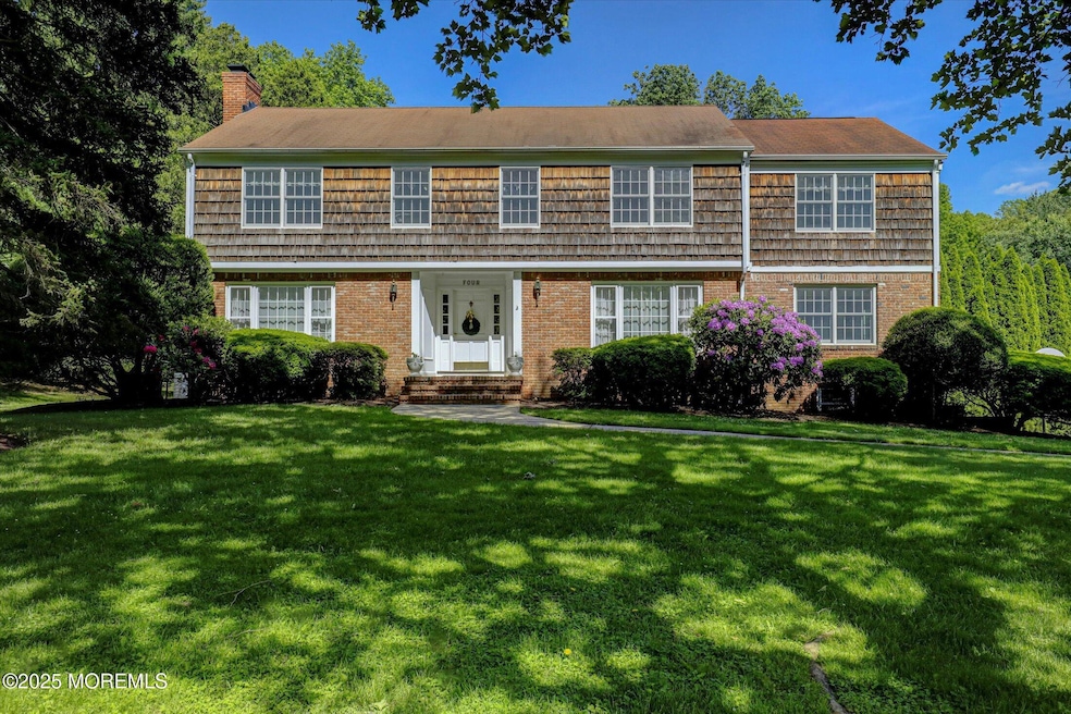 4 Briarcliff Lane