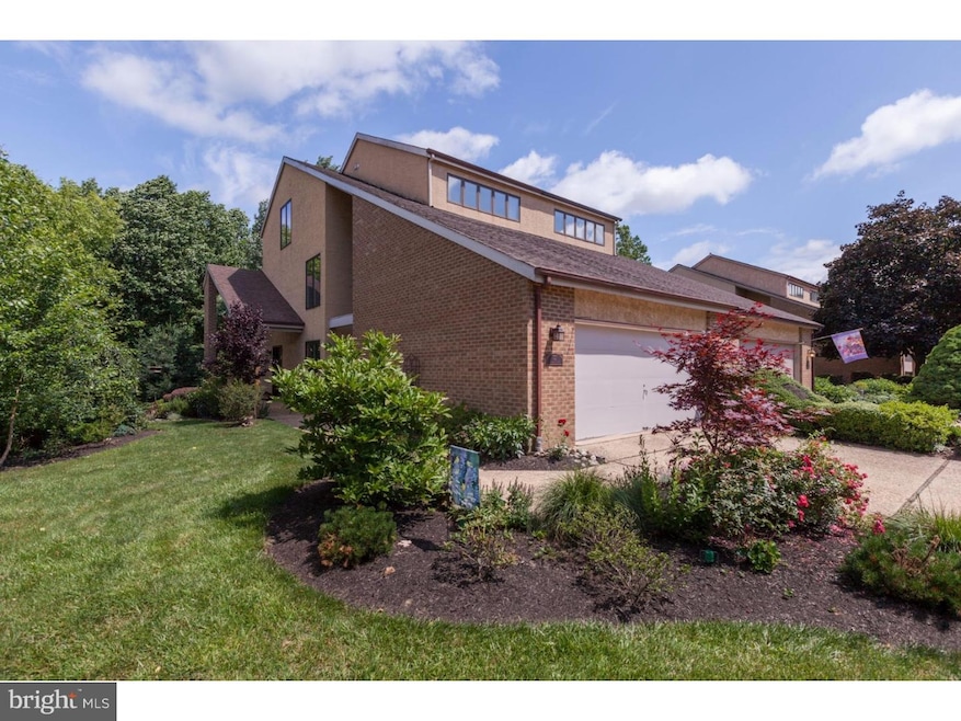 121 Falcon Ln, Wilmington, DE 19808 - photo 1