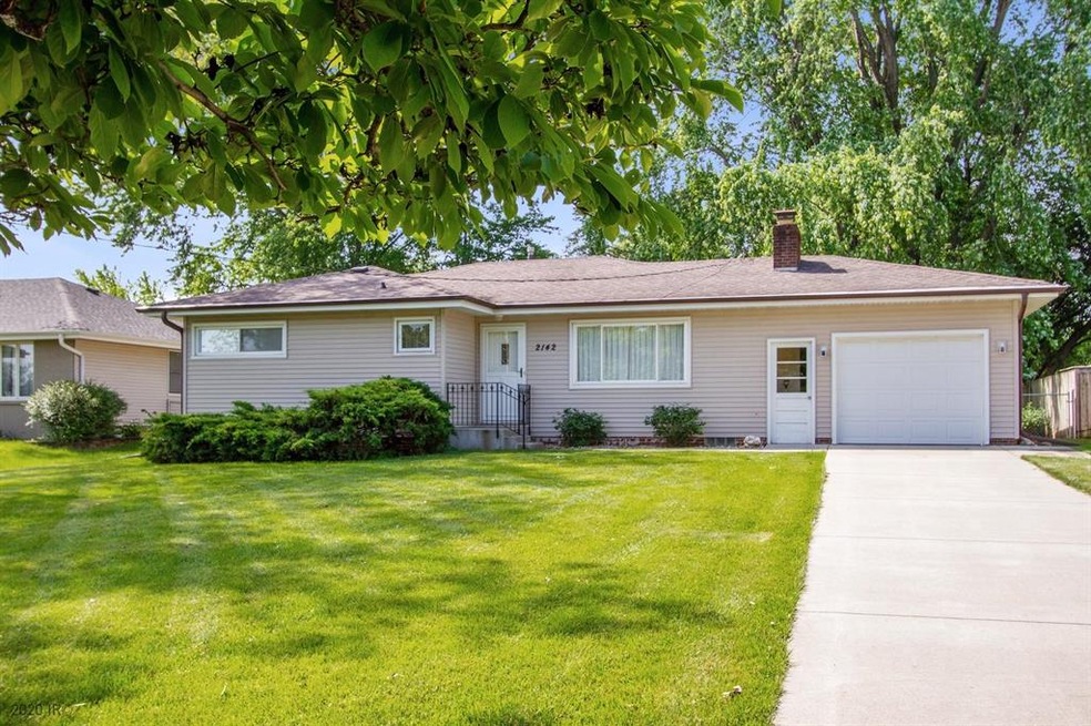 2142 Watrous Ave, Des Moines, IA 50321 - photo 1