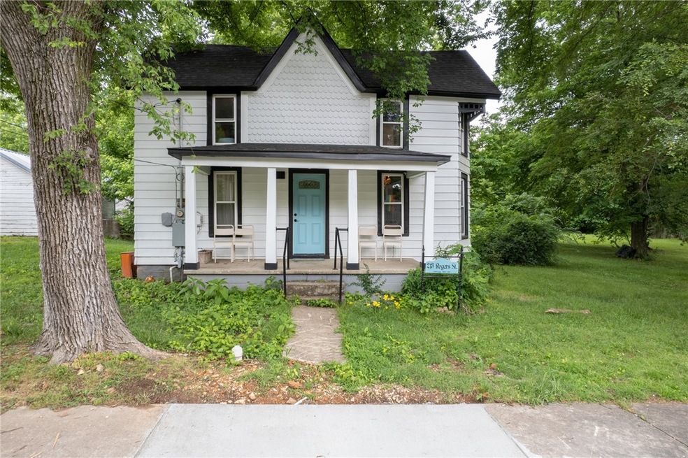 213 Rogers St, Prairie Grove, AR 72753 - photo 1