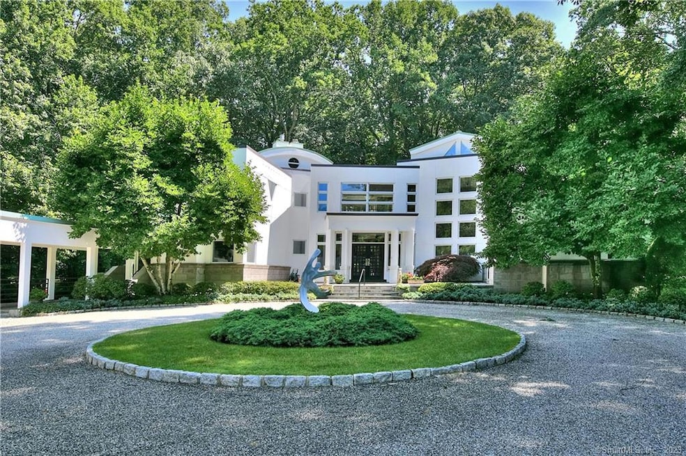 475 Fence Row Dr, Fairfield, CT 06824 - photo 1