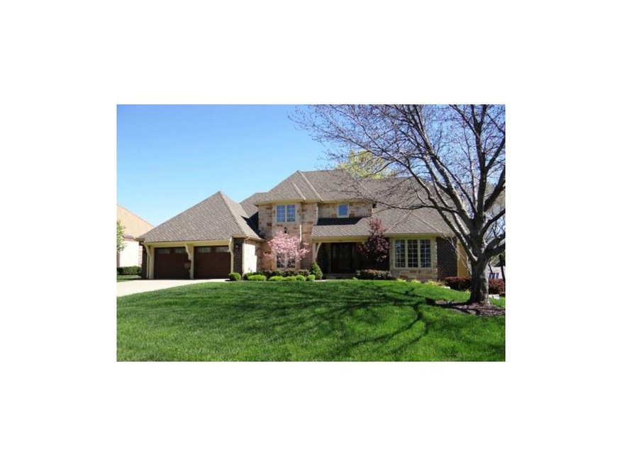 Gorgeous Home On Blue Hills Golf Course With 4 Bed