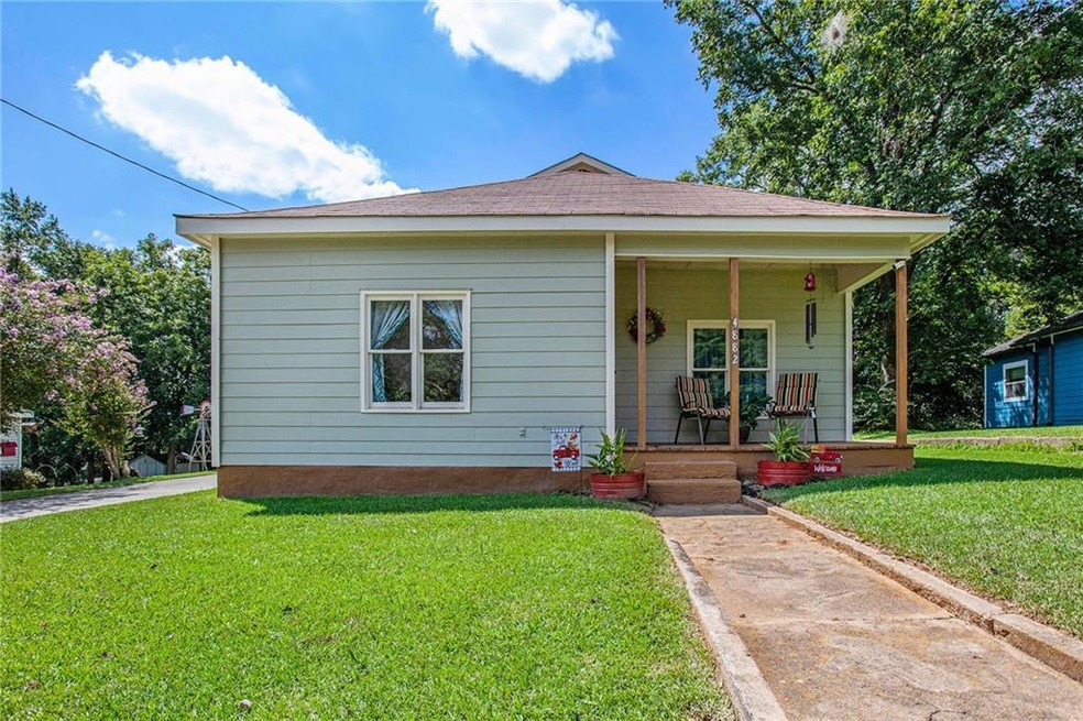 4882 White St, Sugar Hill, GA 30518 - photo 1