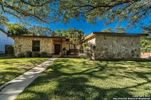 11203 Lago Vista, Helotes, TX 78023 - photo 1