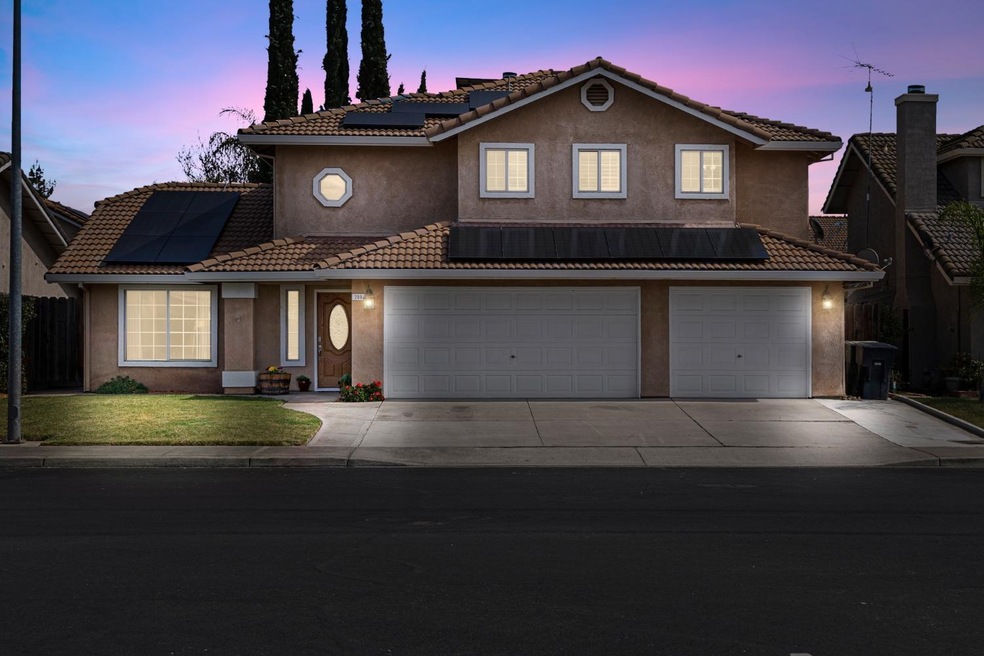 289 Stonewood Ln, Oakdale, CA 95361 - photo 1