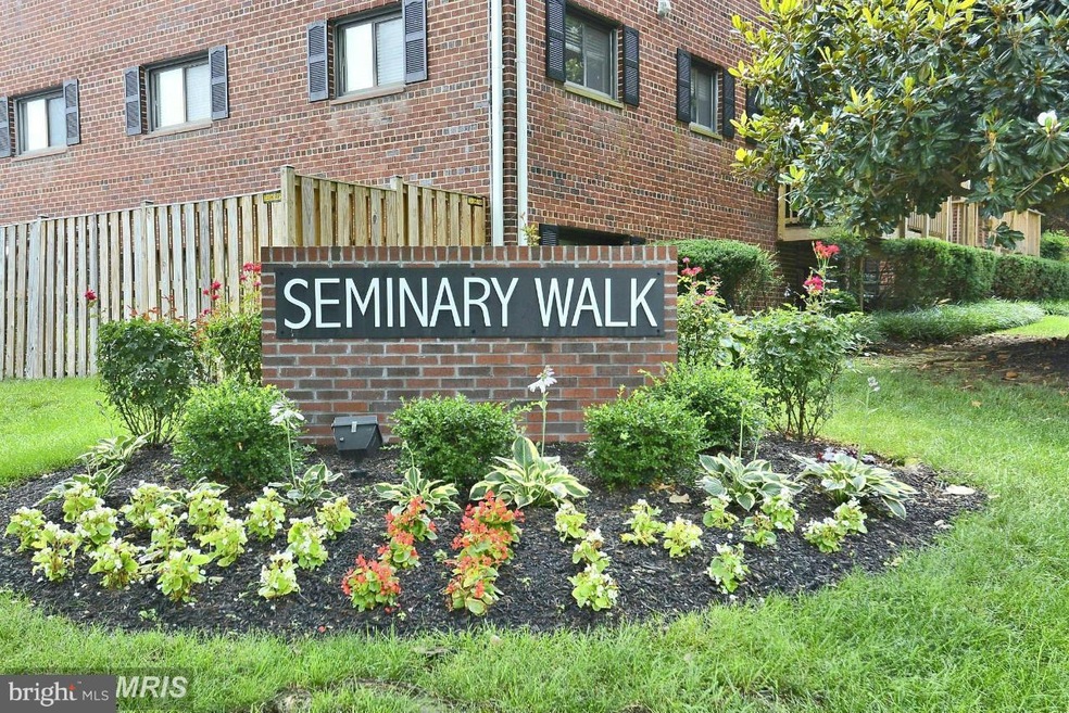 53 Skyhill Rd unit 101, Alexandria, VA 22314 - photo 1