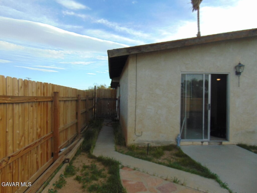 1332 W Willow Ave, Ridgecrest, CA 93555 - photo 1