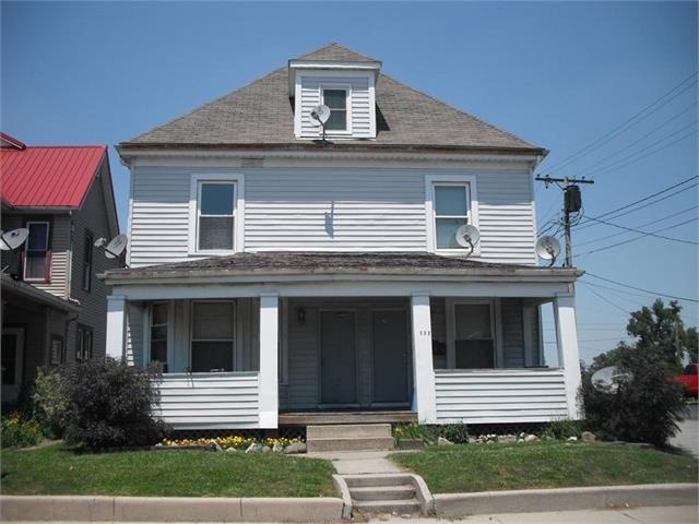 117 W Wabash St, Bluffton, IN 46714 - photo 1