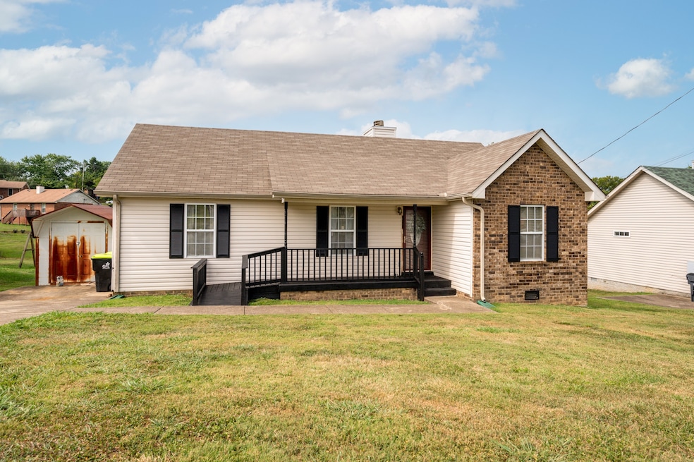 WELCOME HOME!! THIS ONE LEVEL CHARMER IS SURE TO IMPRESS.