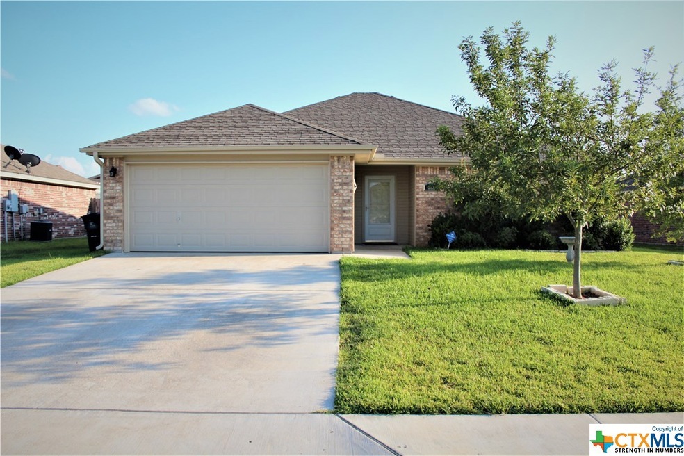 503 Blayton St, Troy, TX 76579 - photo 1