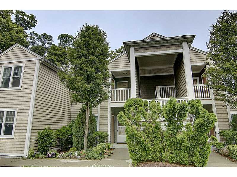 70 Turner St unit 42, Warwick, RI 02886 - photo 1