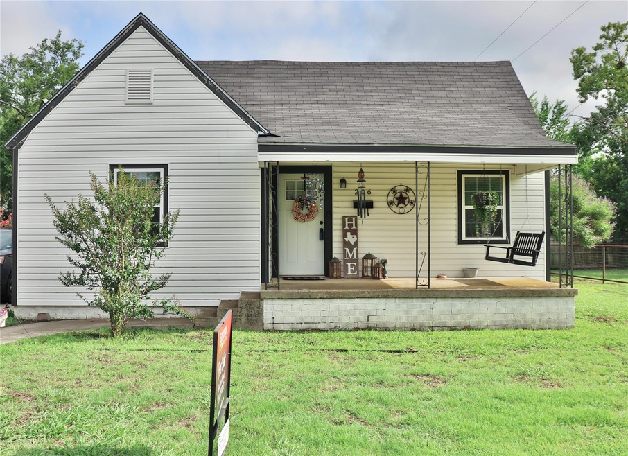 206 W Ash St, Celina, TX 75009 - photo 1