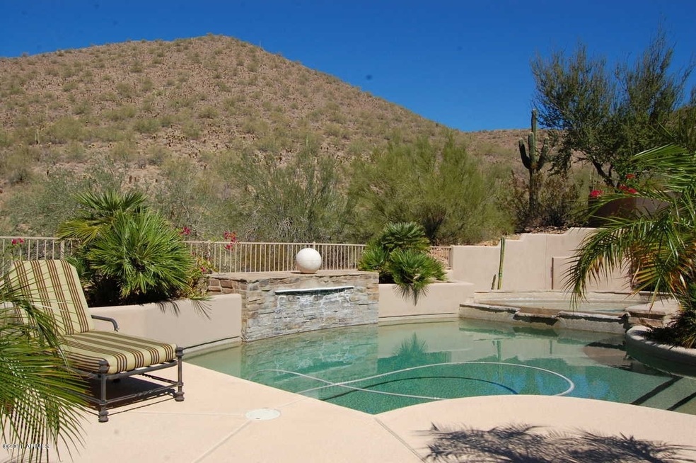 Pool & View