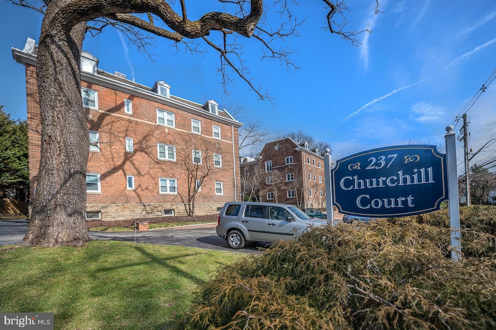Churchill Court unit 3R, Haverford, PA 19041 - photo 1