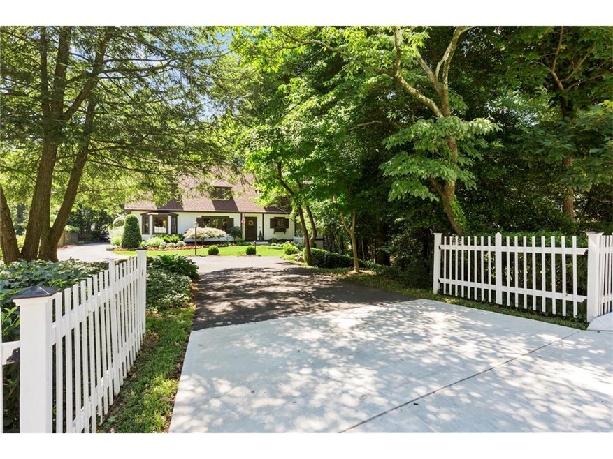 Enter thru this picket fence into a true cottage i