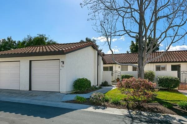 337 Orwell Ln, Encinitas, CA 92024 - photo 1