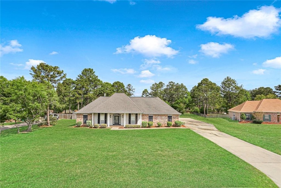 253 Rue Jonathan, Slidell, LA 70461 - photo 1