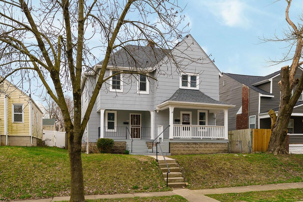 2521-2523_Ridge_Ave-1