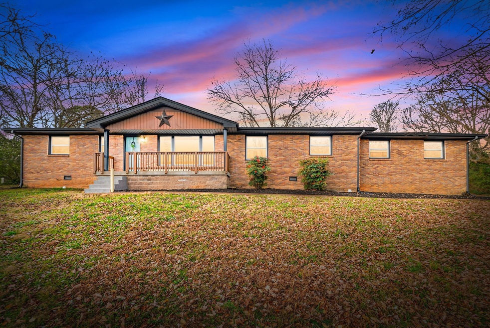 509 Rosewood Dr, Clarksville, TN 37043 - photo 1