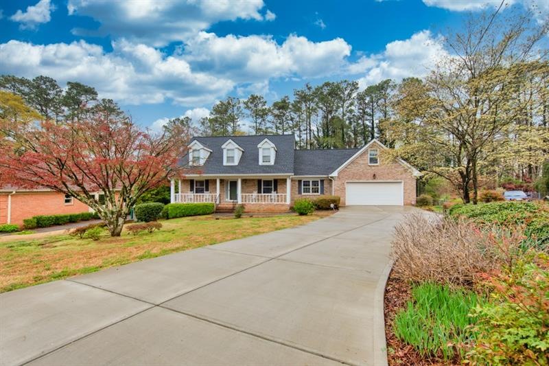 251 Cardigan Cir SW, Lilburn, GA 30047 - photo 1