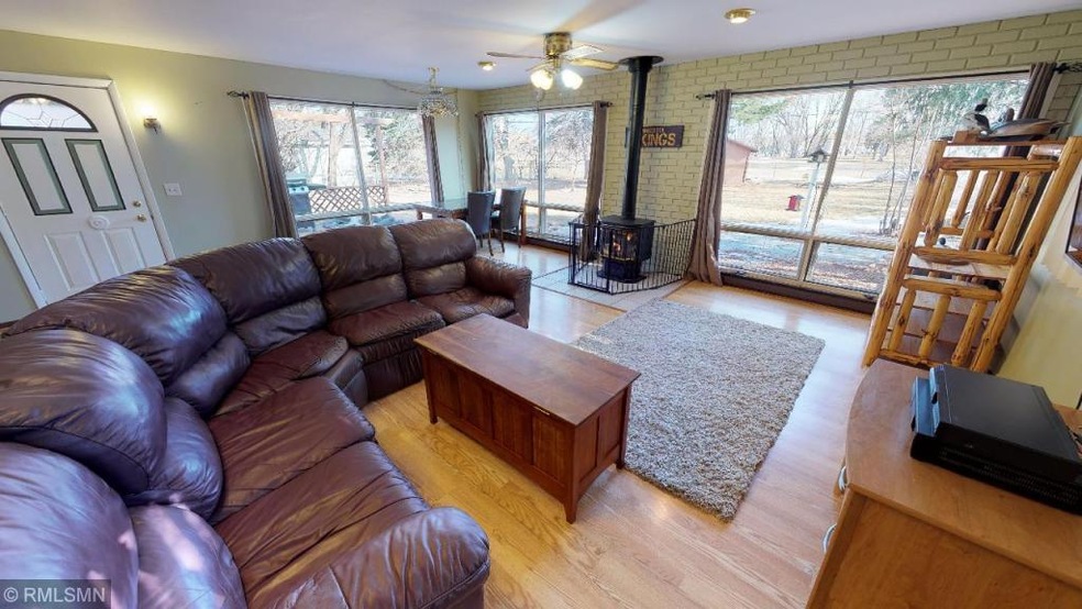 Enjoy the beautiful views of the park from this HU