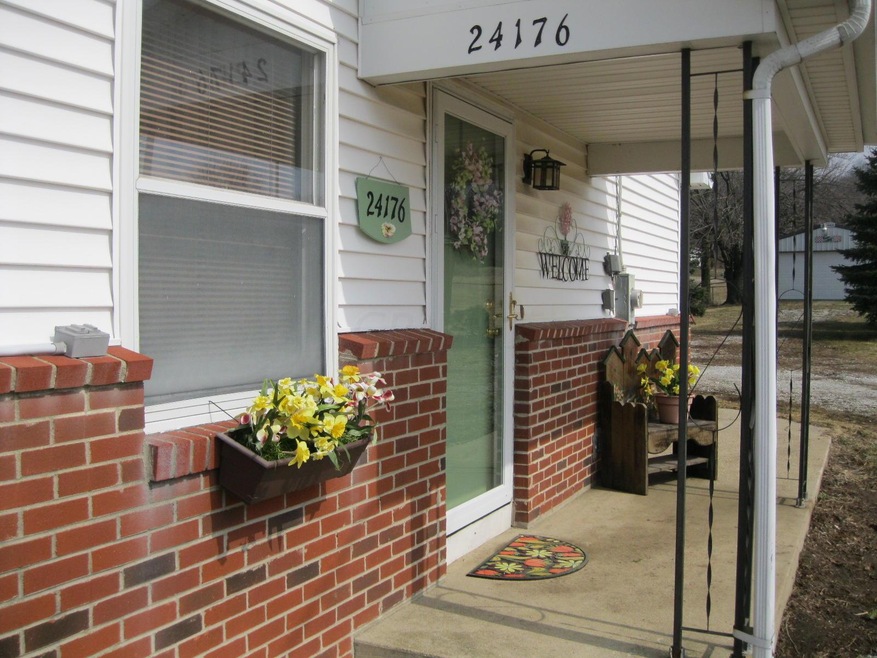 24176 Huber Hitler Rd, Circleville, OH 43113 - photo 1