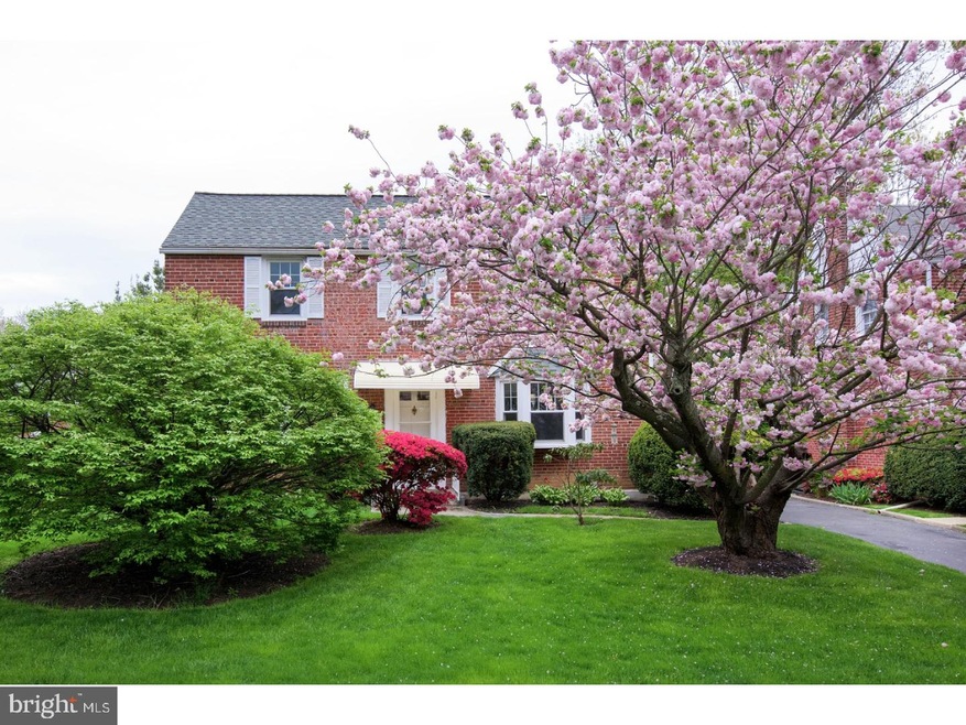 405 E Manoa Rd, Havertown, PA 19083 - photo 1