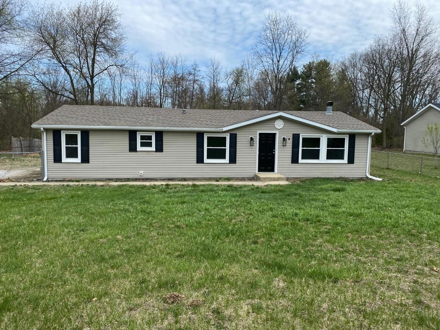 6850 E Hommette Ave, Knox, IN 46534 - photo 1