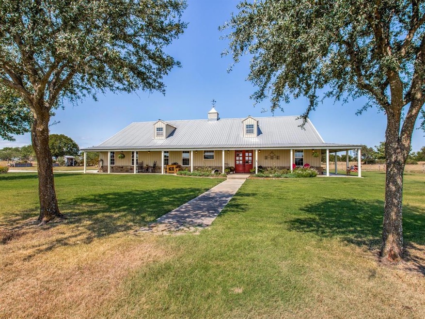 729 Joshua Rd, Weatherford, TX 76087 - photo 1