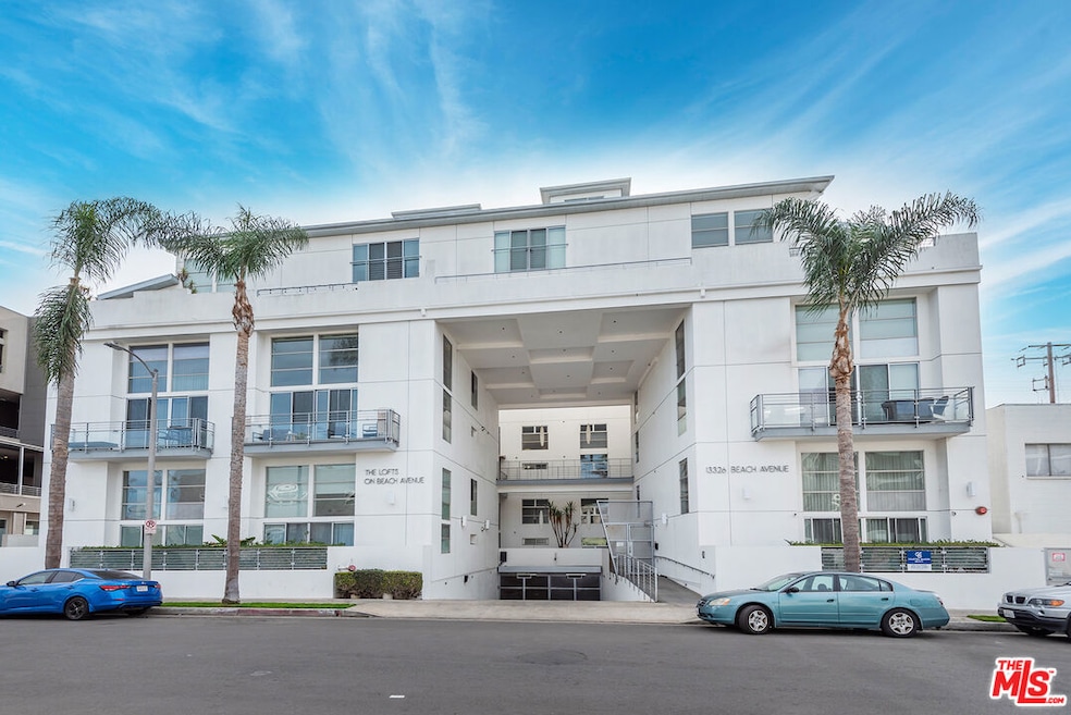 Sold $1,215,000 • Co-Listing Agent