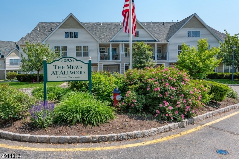 85 Mayer Dr unit 14, Clifton, NJ 07012 - photo 1