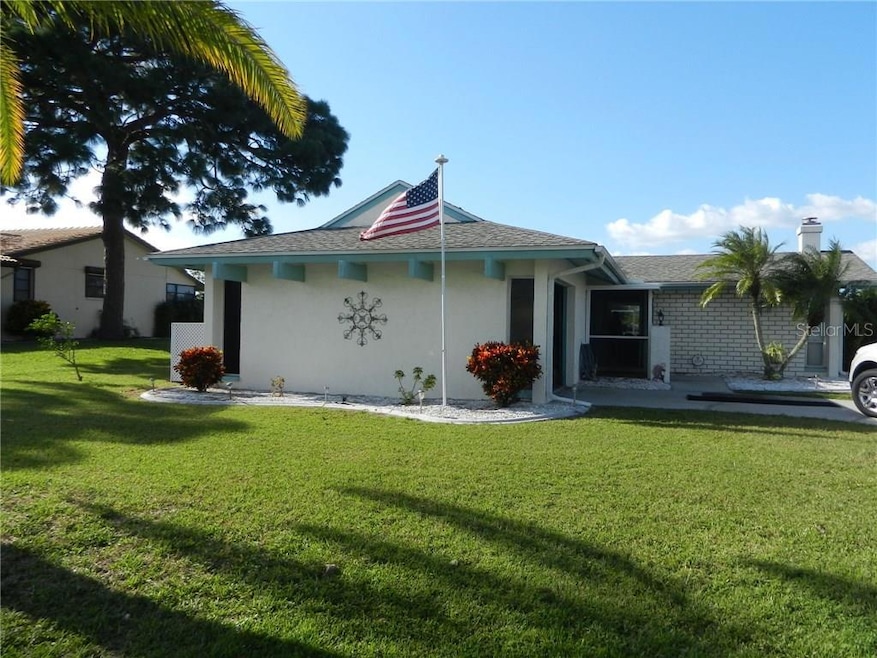 98 Caddy Rd, Rotonda West, FL 33947 - photo 1