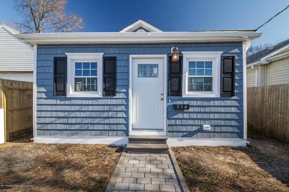 714 Monmouth Pkwy, North Middletown, NJ 07748 - photo 1