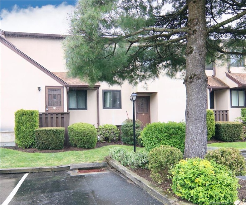 16 Bouton St E unit 26, Stamford, CT 06907 - photo 1