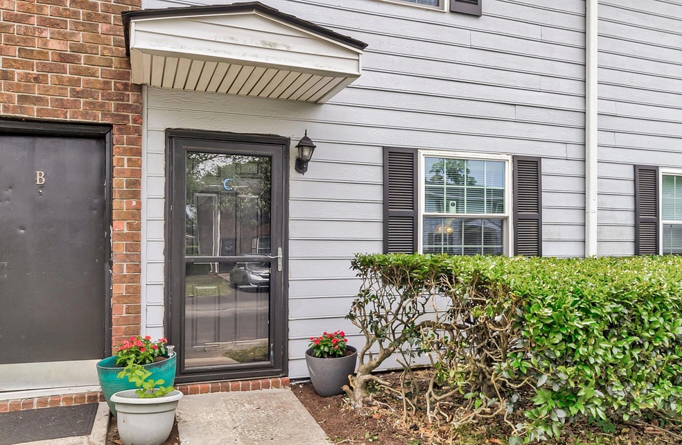 Under Contract $250,000