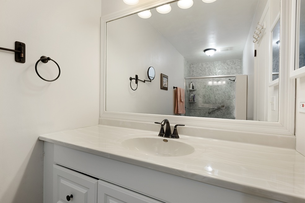 1530 Coloma Ct N, Wheaton, IL 60189 - photo 1