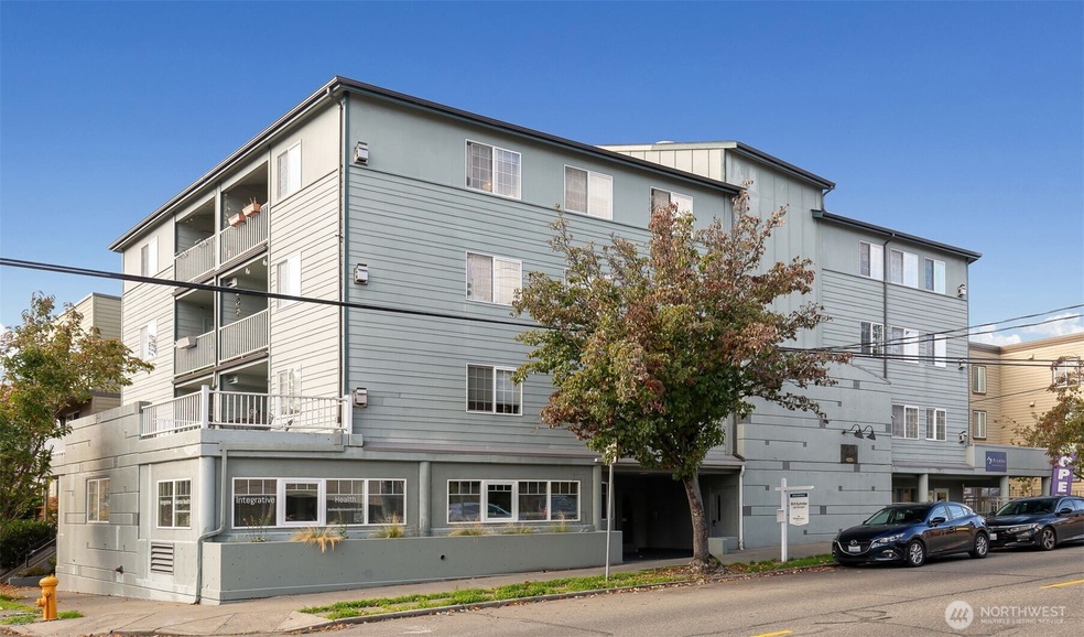 7301 5th Ave NE unit B, Seattle, WA 98115 - photo 1