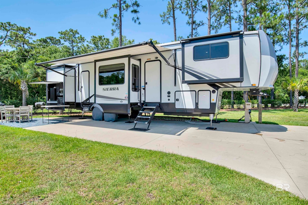 For Sale $164,000 • Co-Listing Agent